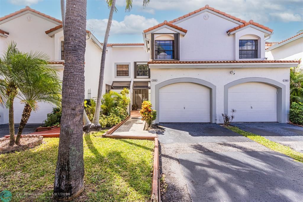 For Sale: $695,500 (3 beds, 2 baths, 1723 Square Feet)