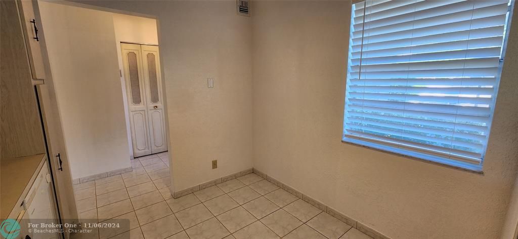 For Rent: $2,000 (2 beds, 2 baths, 1144 Square Feet)