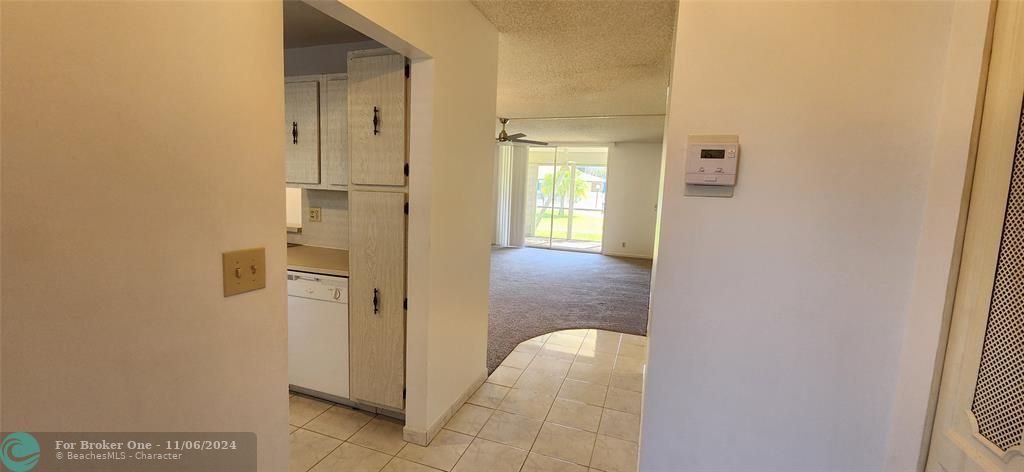 For Rent: $2,000 (2 beds, 2 baths, 1144 Square Feet)