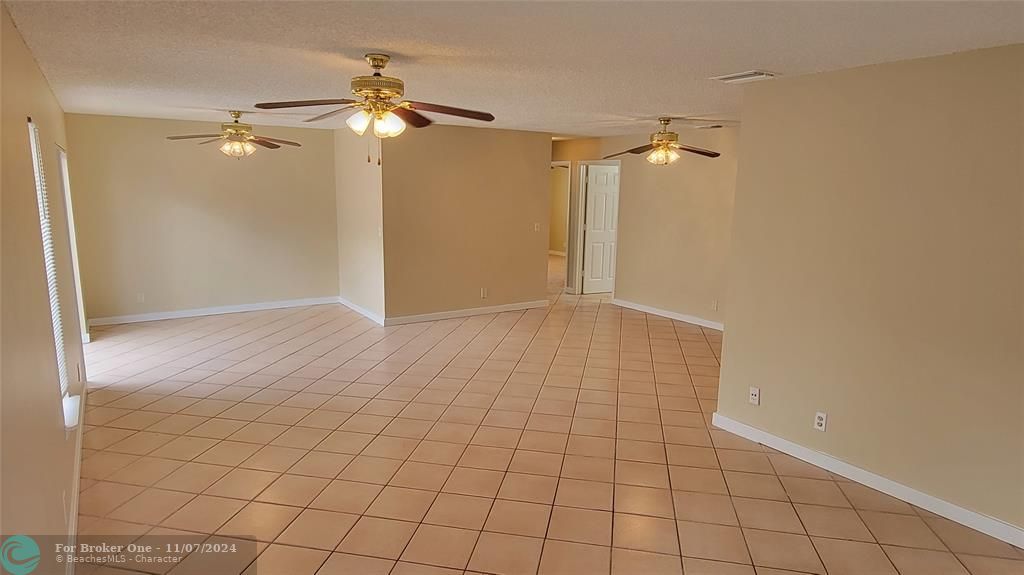 For Rent: $2,850 (3 beds, 2 baths, 1439 Square Feet)