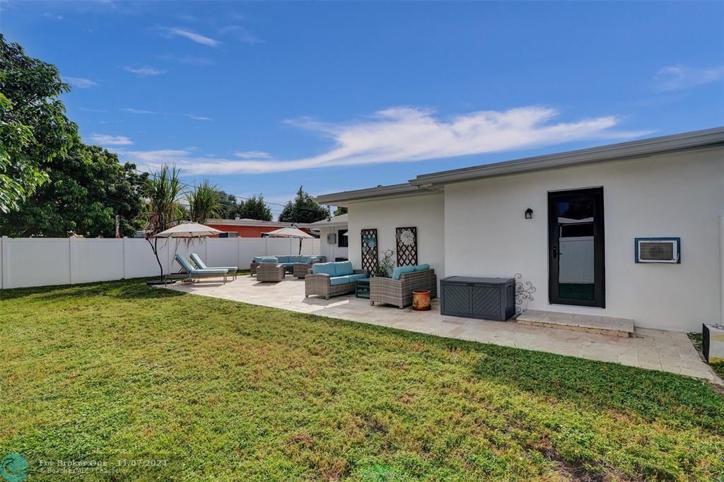 For Sale: $615,000 (3 beds, 2 baths, 1880 Square Feet)