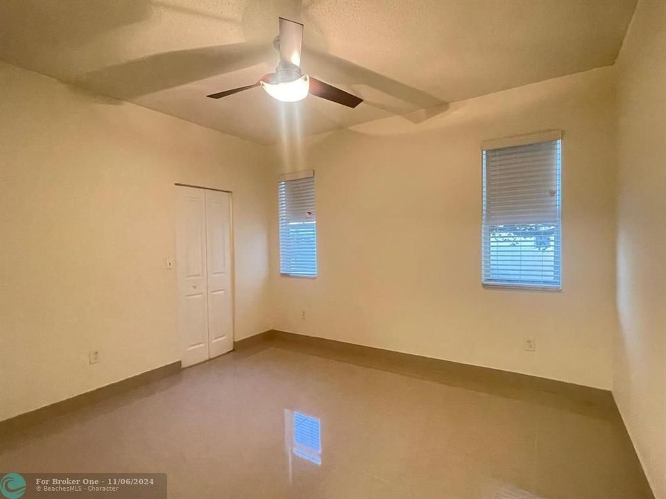 For Rent: $2,900 (3 beds, 2 baths, 1315 Square Feet)