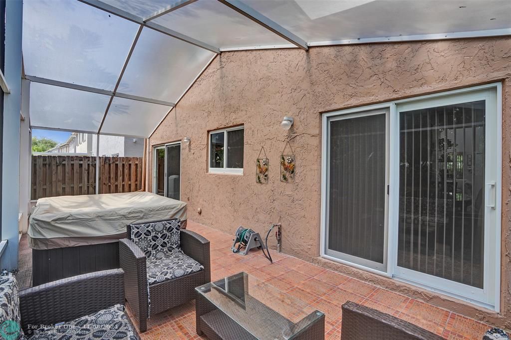 For Sale: $720,000 (4 beds, 2 baths, 2097 Square Feet)