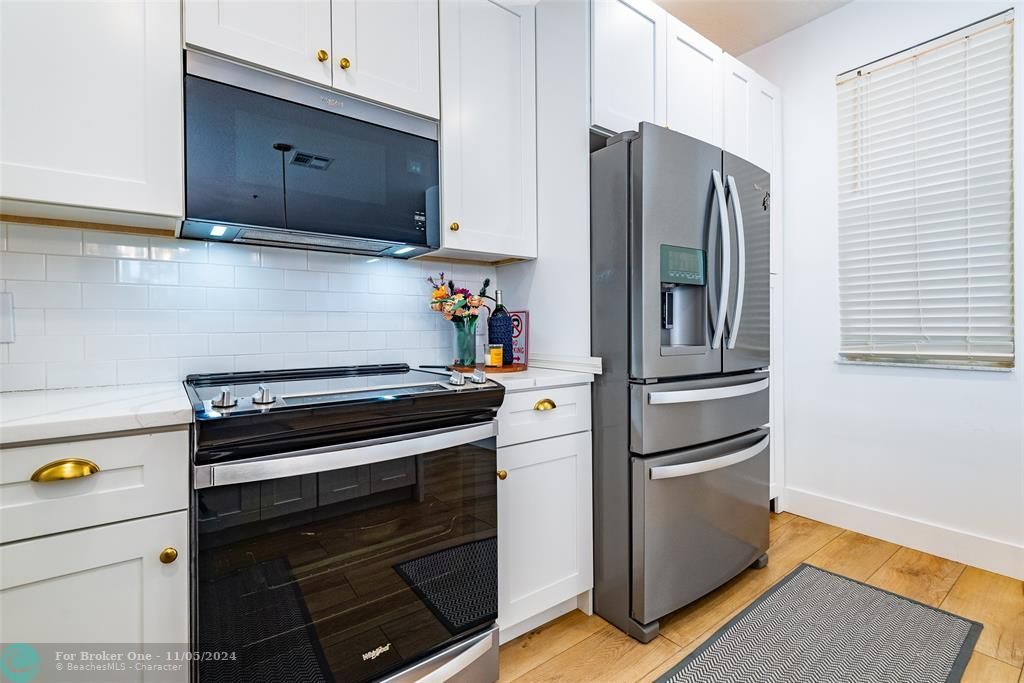 For Sale: $358,000 (3 beds, 2 baths, 1457 Square Feet)