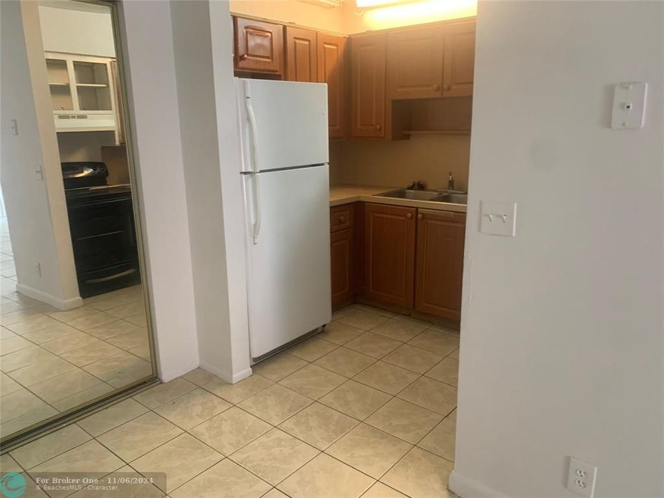 For Rent: $2,295 (3 beds, 2 baths, 0 Square Feet)