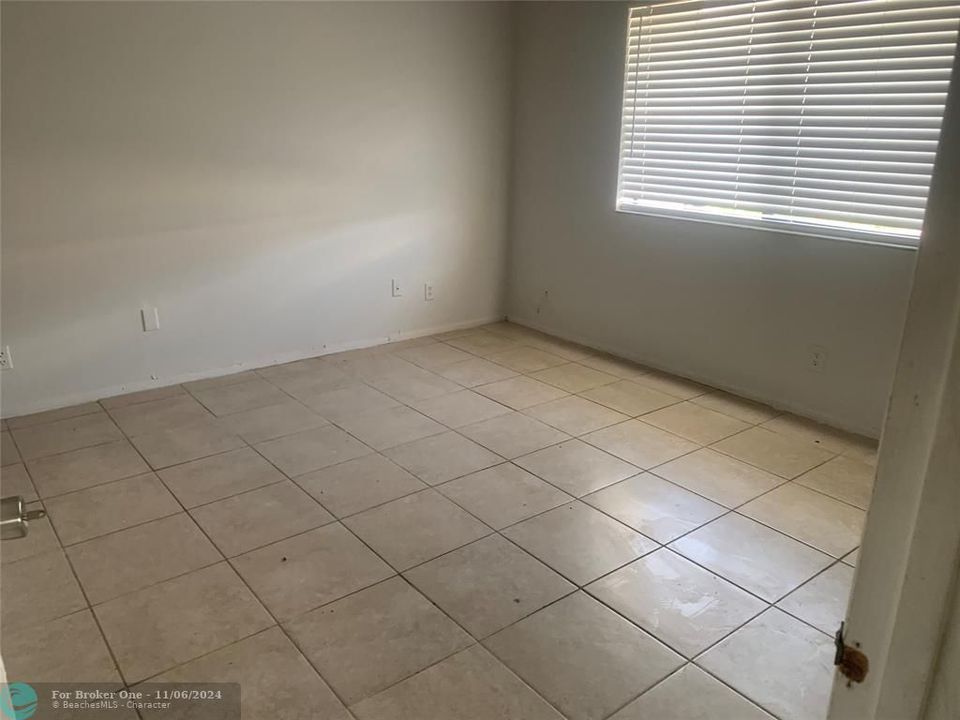 For Rent: $2,295 (3 beds, 2 baths, 0 Square Feet)