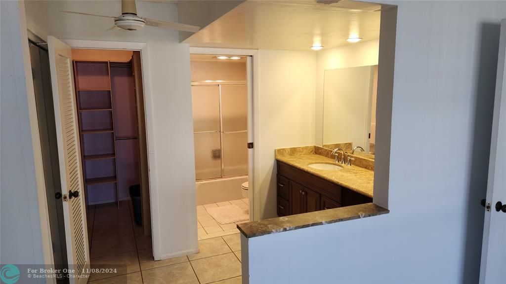 For Rent: $3,100 (2 beds, 2 baths, 1200 Square Feet)