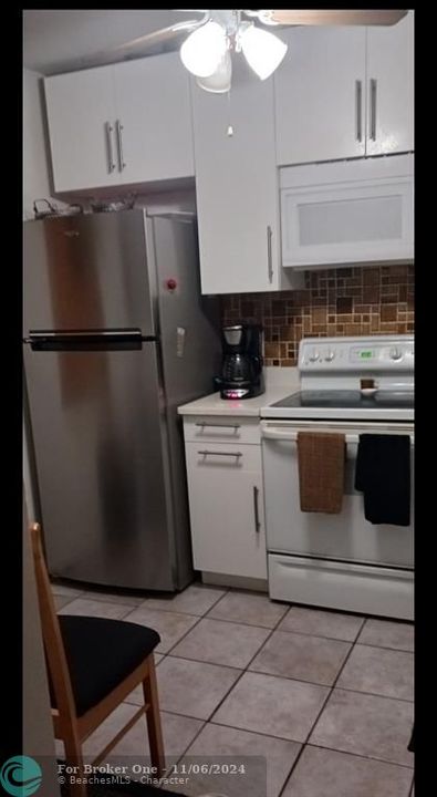 For Rent: $2,000 (2 beds, 2 baths, 810 Square Feet)