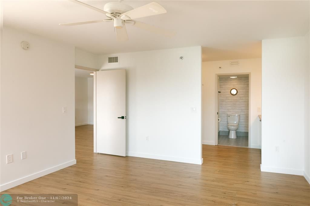 For Sale: $284,000 (2 beds, 2 baths, 1347 Square Feet)