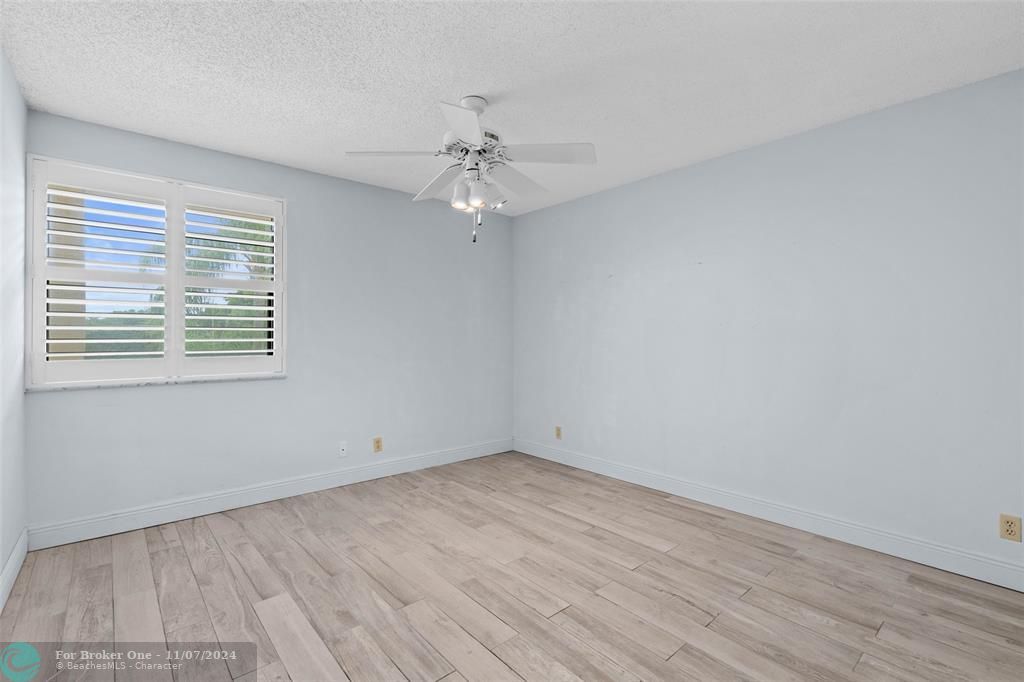 For Sale: $259,000 (2 beds, 2 baths, 1500 Square Feet)