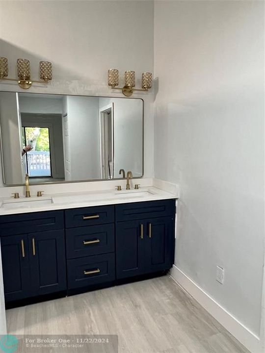 Active With Contract: $2,800 (3 beds, 2 baths, 1336 Square Feet)