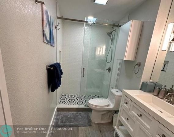 For Rent: $3,100 (2 beds, 2 baths, 1071 Square Feet)