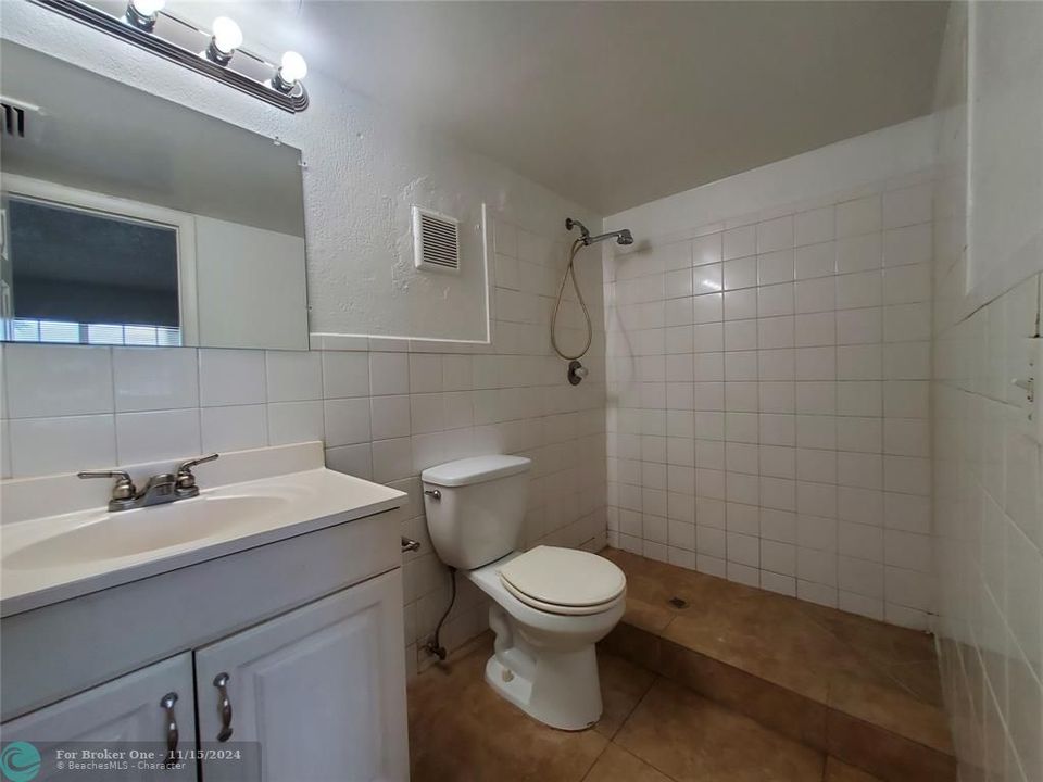 For Rent: $1,749 (2 beds, 2 baths, 8314 Square Feet)