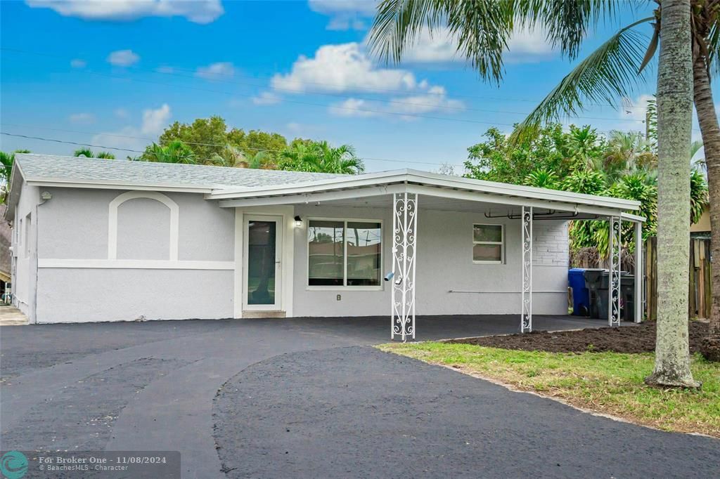 For Sale: $499,900 (3 beds, 2 baths, 1634 Square Feet)