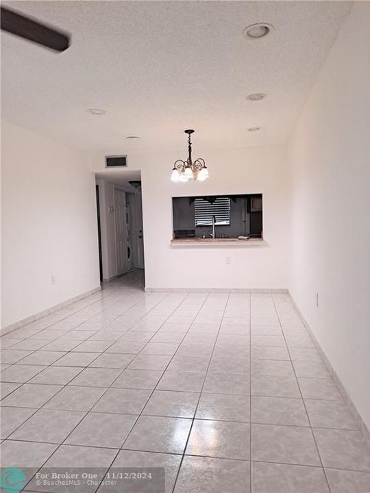 For Rent: $2,150 (2 beds, 2 baths, 787 Square Feet)