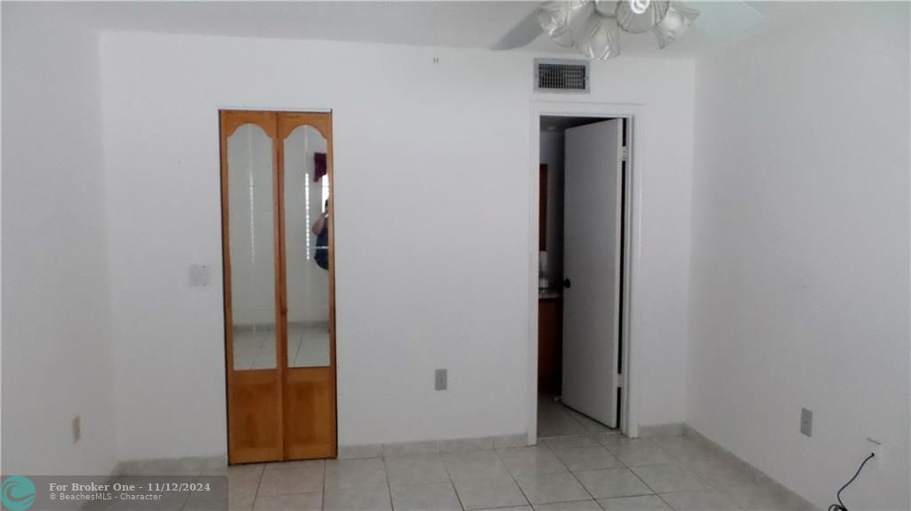 For Rent: $2,150 (2 beds, 2 baths, 787 Square Feet)