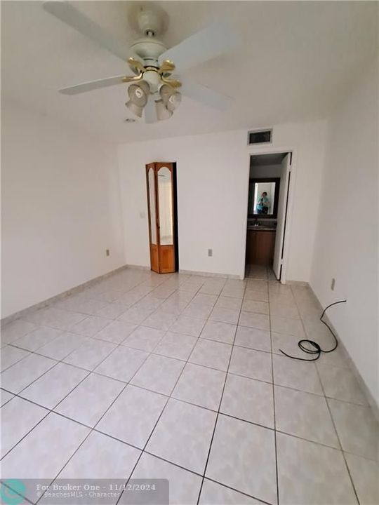 For Rent: $2,150 (2 beds, 2 baths, 787 Square Feet)