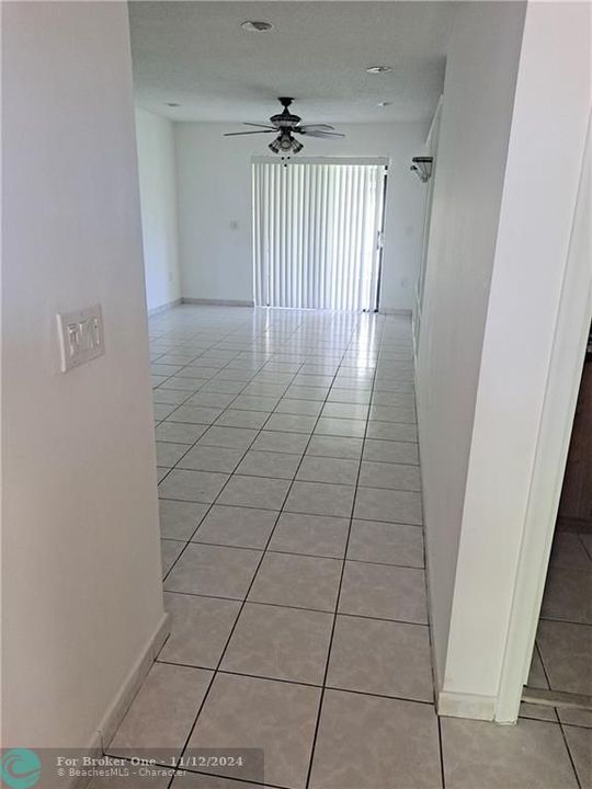 For Rent: $2,150 (2 beds, 2 baths, 787 Square Feet)