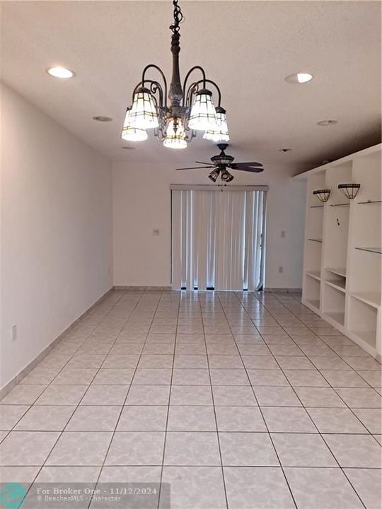 For Rent: $2,150 (2 beds, 2 baths, 787 Square Feet)