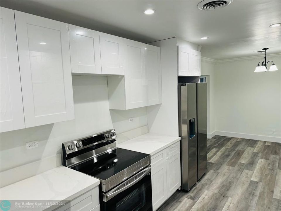 For Sale: $491,500 (3 beds, 2 baths, 1546 Square Feet)