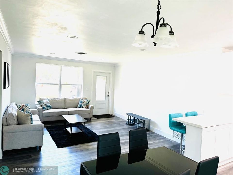 For Sale: $491,500 (3 beds, 2 baths, 1546 Square Feet)