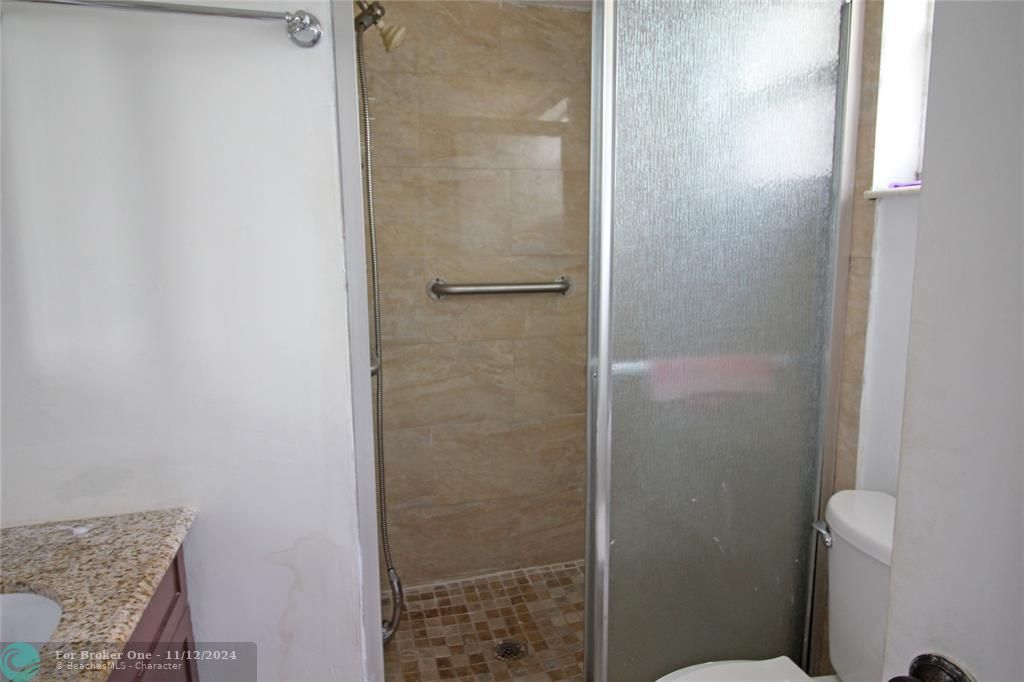 For Sale: $145,000 (2 beds, 2 baths, 850 Square Feet)