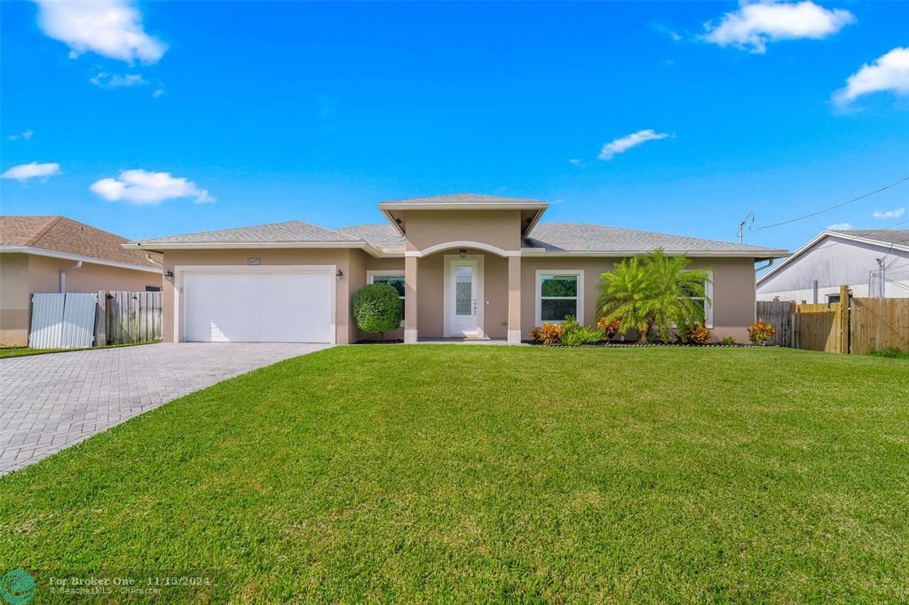 For Sale: $599,000 (3 beds, 2 baths, 1585 Square Feet)