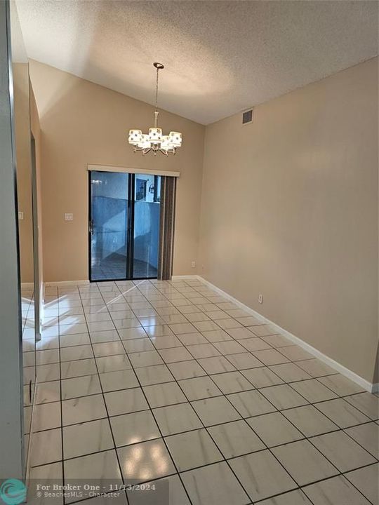 For Rent: $3,950 (3 beds, 2 baths, 1375 Square Feet)