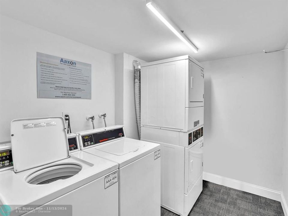 For Rent: $2,600 (1 beds, 1 baths, 862 Square Feet)