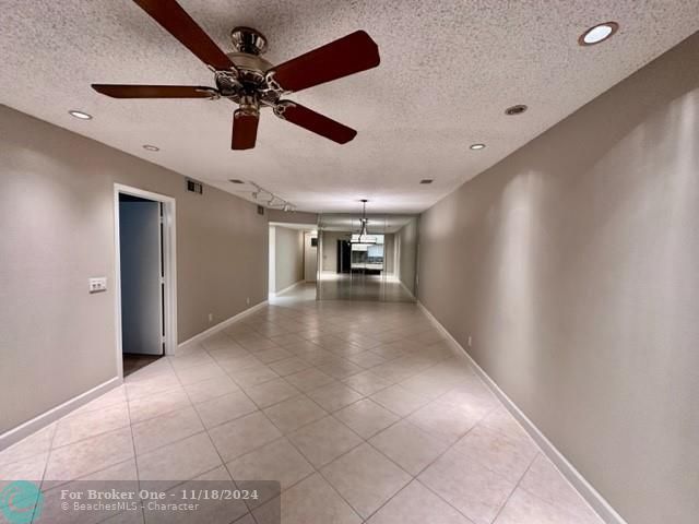 For Rent: $1,900 (2 beds, 2 baths, 1170 Square Feet)