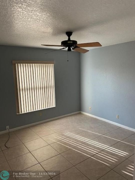 For Rent: $2,200 (2 beds, 2 baths, 1419 Square Feet)