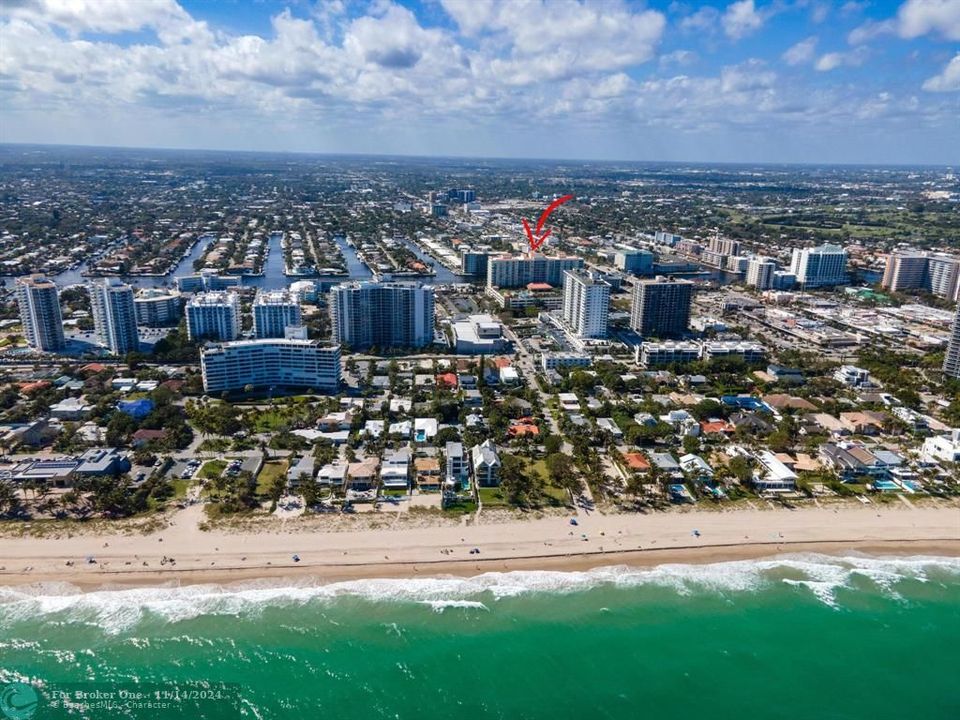 For Sale: $599,000 (2 beds, 2 baths, 1110 Square Feet)