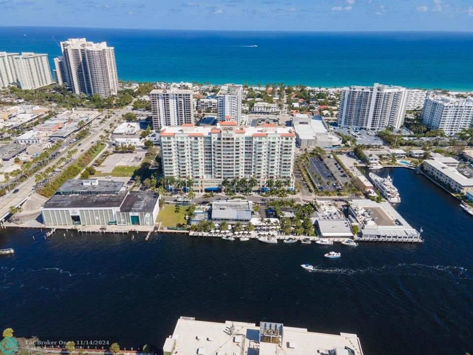 For Sale: $599,000 (2 beds, 2 baths, 1110 Square Feet)