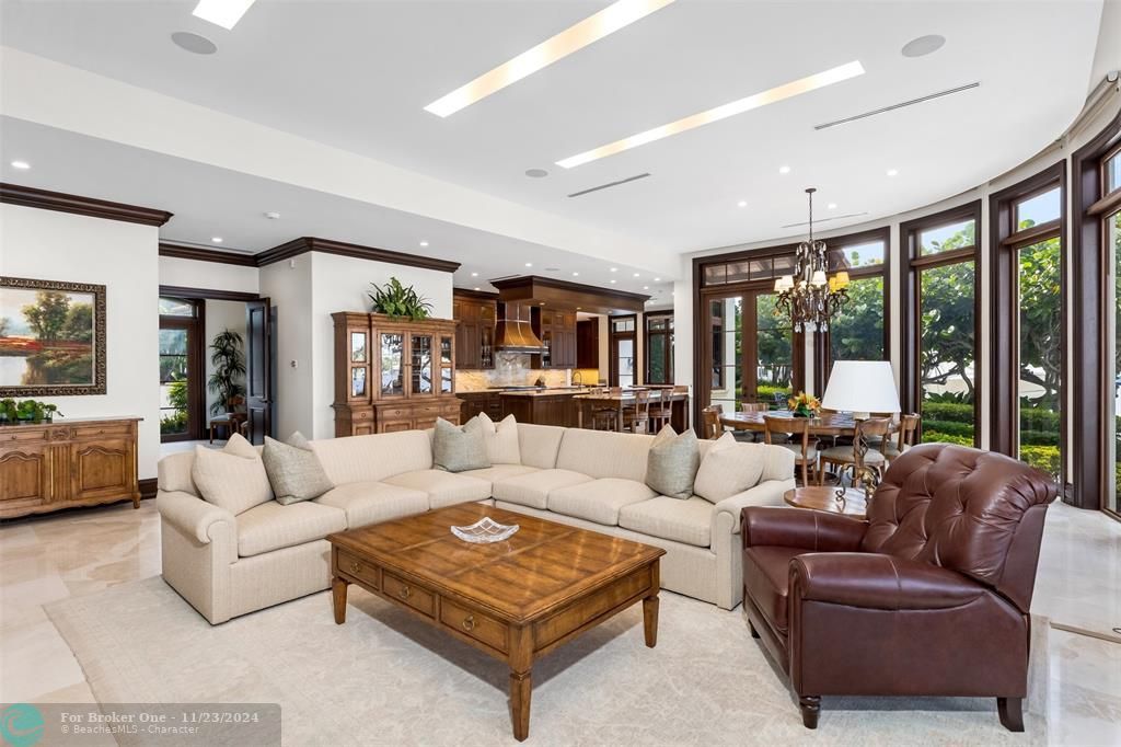 For Sale: $25,000,000 (8 beds, 8 baths, 8962 Square Feet)