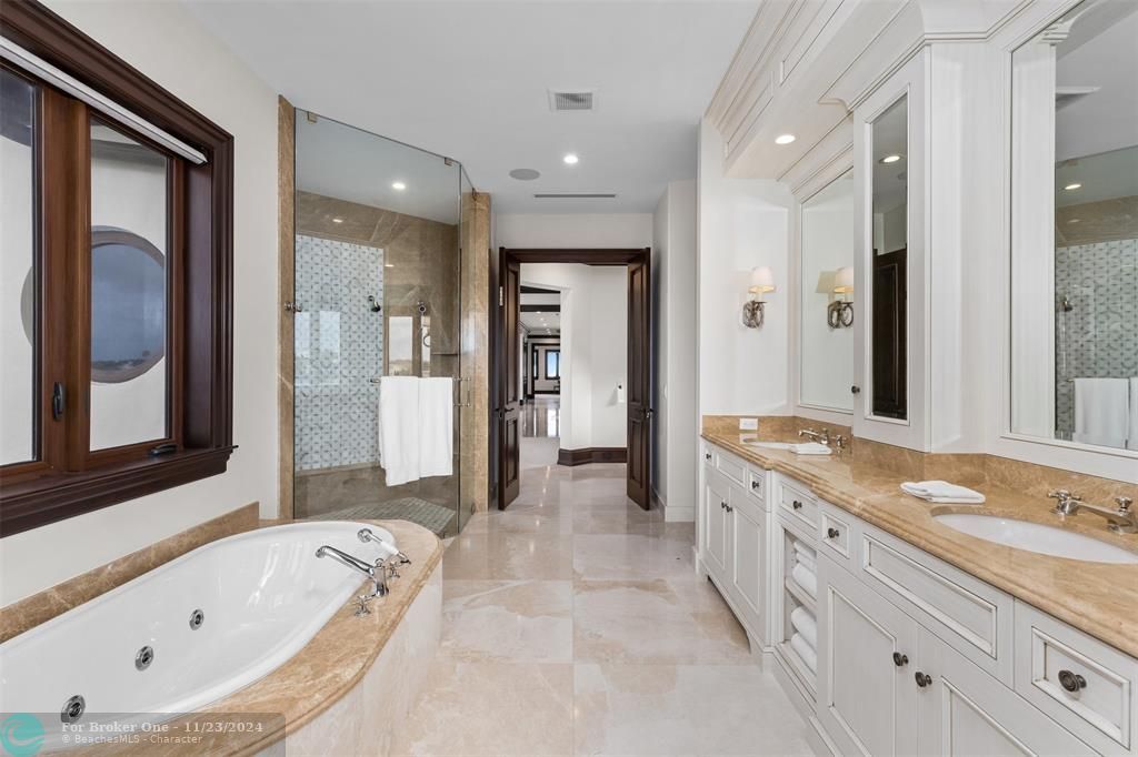 For Sale: $25,000,000 (8 beds, 8 baths, 8962 Square Feet)