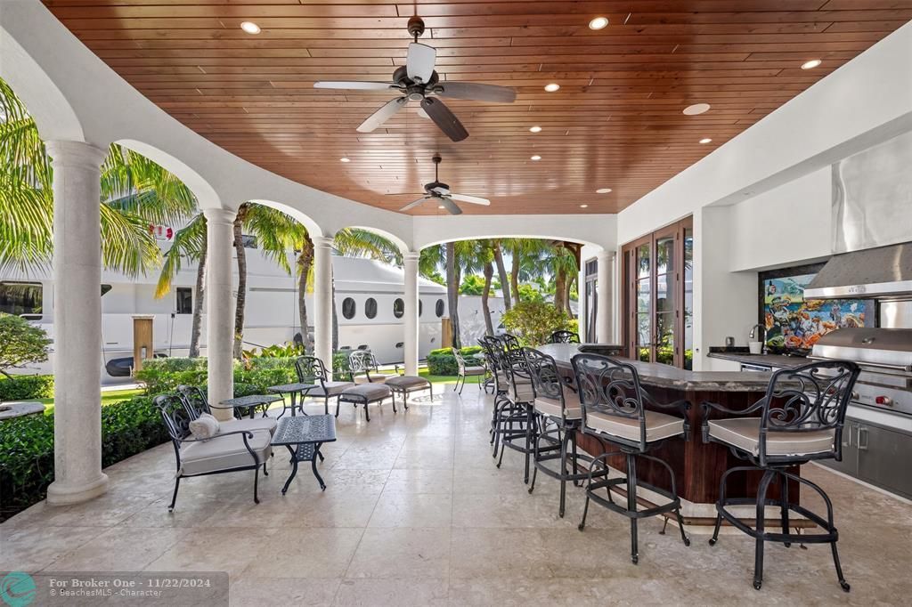 For Sale: $25,000,000 (8 beds, 8 baths, 8962 Square Feet)