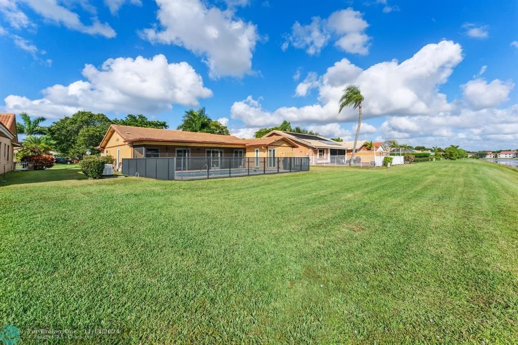 For Sale: $695,995 (3 beds, 2 baths, 2157 Square Feet)