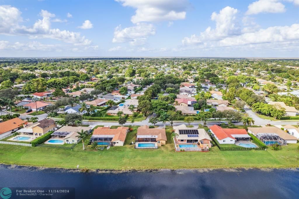 For Sale: $695,995 (3 beds, 2 baths, 2157 Square Feet)