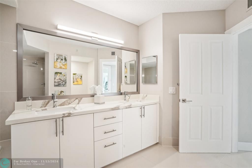 For Sale: $849,000 (2 beds, 2 baths, 1546 Square Feet)