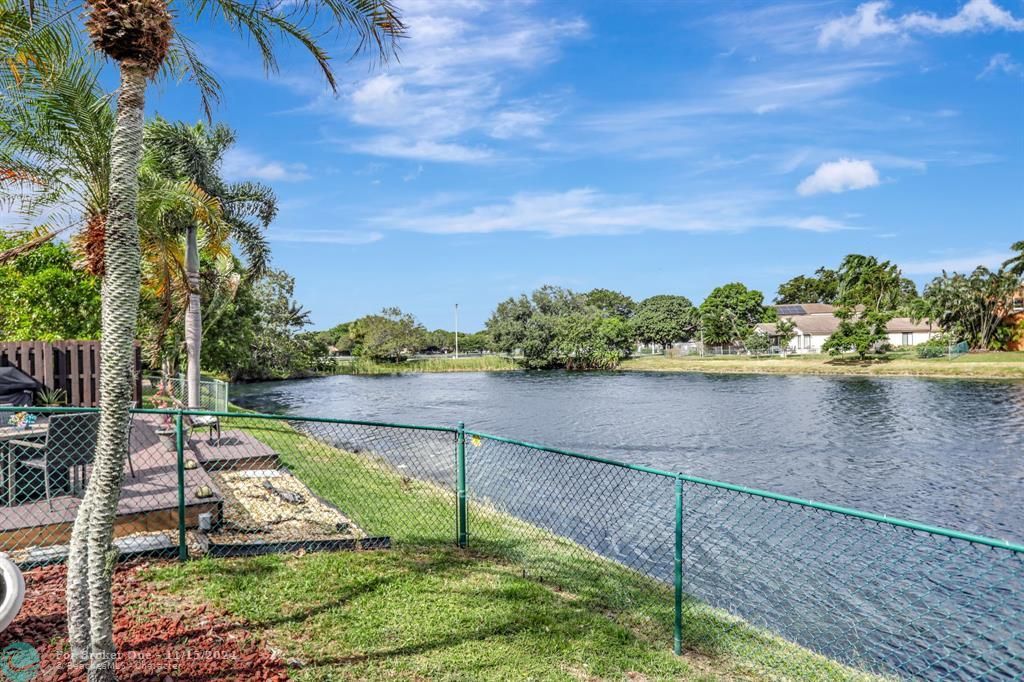 For Sale: $550,000 (3 beds, 2 baths, 1440 Square Feet)