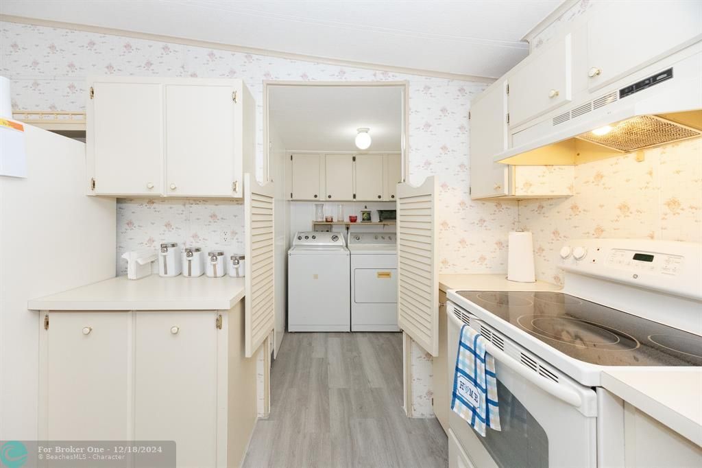 For Sale: $70,000 (2 beds, 2 baths, 1056 Square Feet)