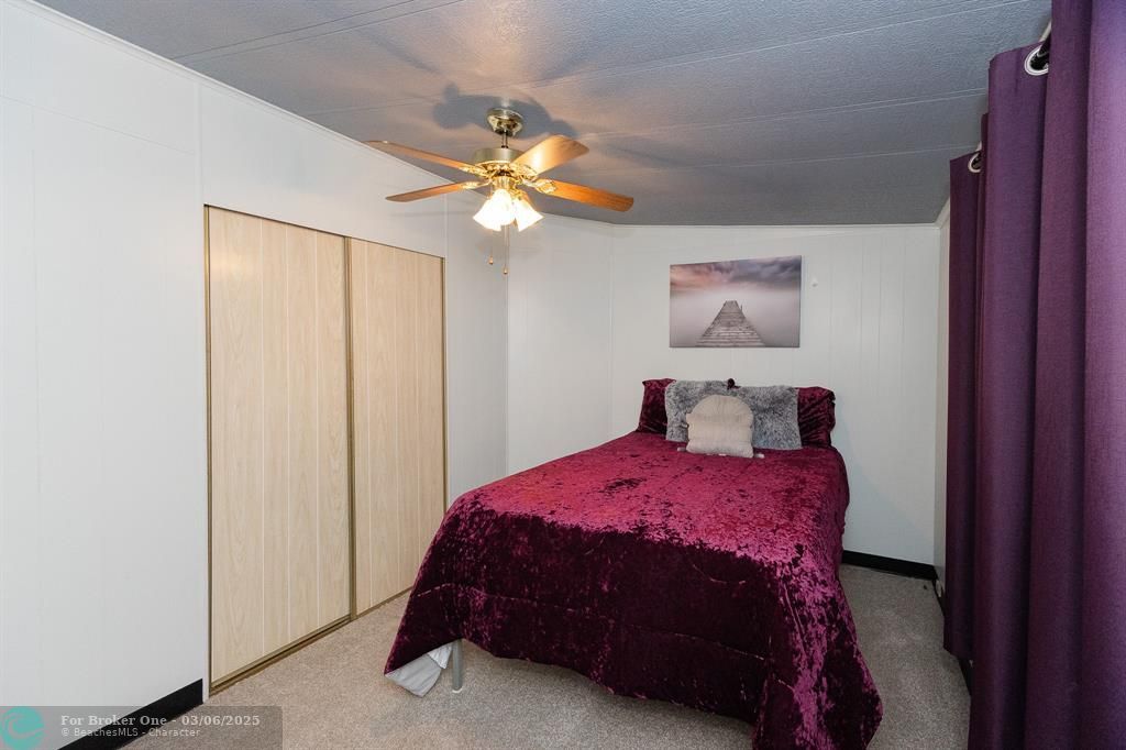 For Sale: $70,000 (2 beds, 2 baths, 1056 Square Feet)