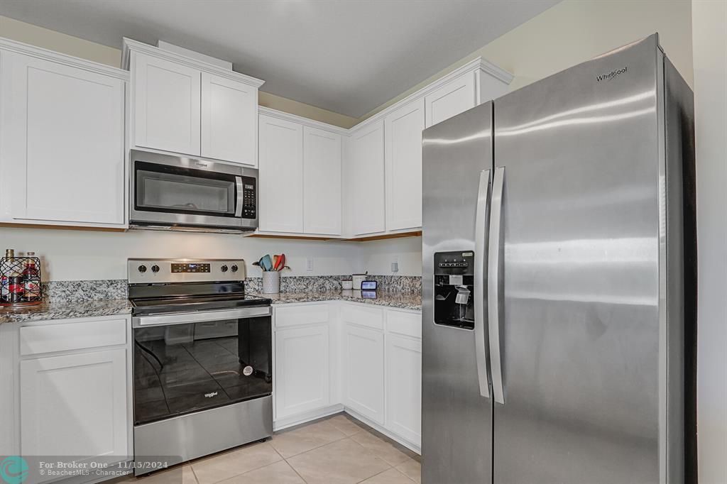 For Sale: $379,000 (3 beds, 2 baths, 1504 Square Feet)