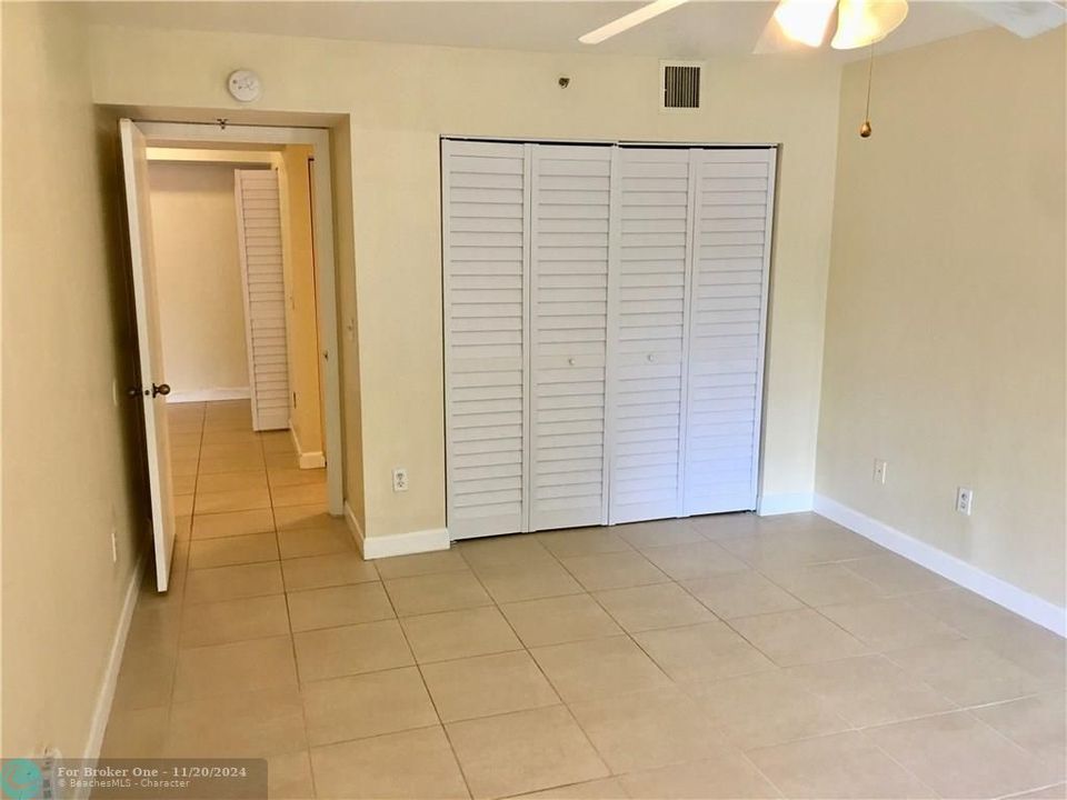 For Rent: $1,700 (1 beds, 1 baths, 846 Square Feet)