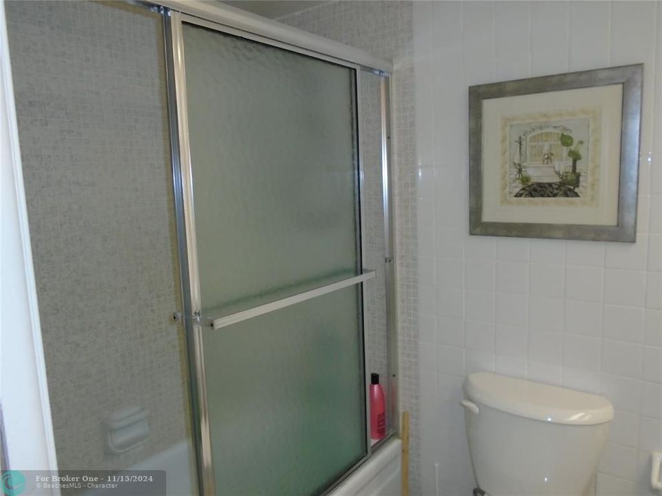 For Sale: $3,200 (2 beds, 2 baths, 1056 Square Feet)