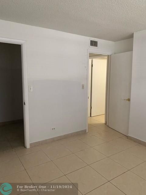 En Venta: $170,000 (2 camas, 2 baños, 1260 Pies cuadrados)