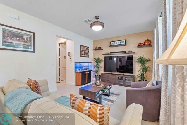 For Sale: $580,000 (4 beds, 2 baths, 2105 Square Feet)