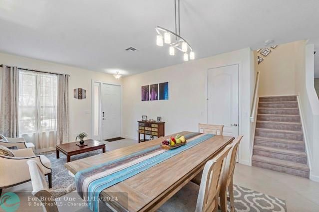 For Sale: $580,000 (4 beds, 2 baths, 2105 Square Feet)