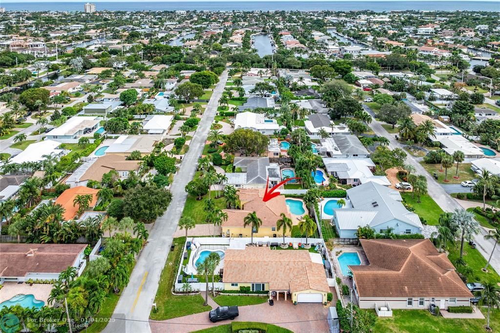 For Sale: $1,300,000 (3 beds, 3 baths, 1815 Square Feet)