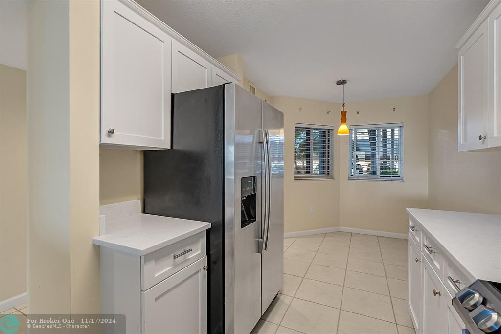 For Sale: $345,000 (2 beds, 2 baths, 1230 Square Feet)